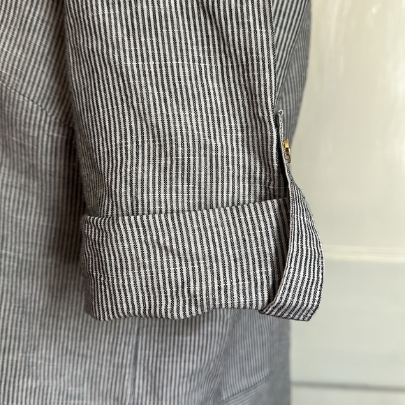 ELLEN TRACY Black and White Striped Linen Blend Popover Tunic - Picture 7 of 13